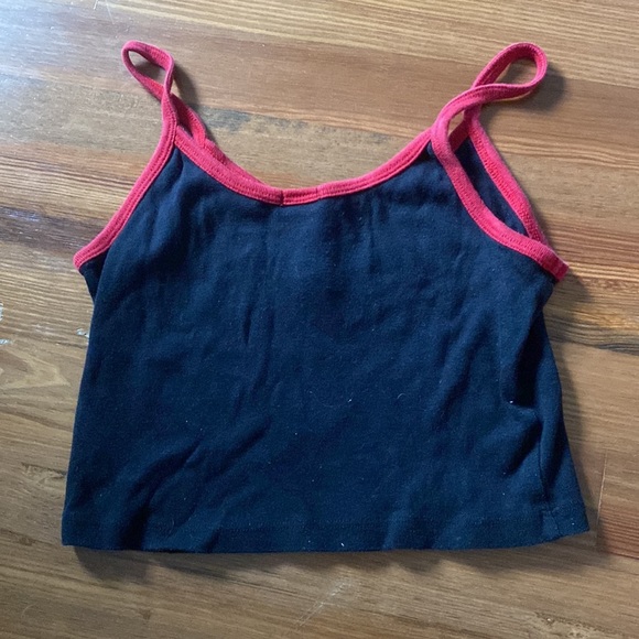 brandy melville tank - Picture 3 of 3